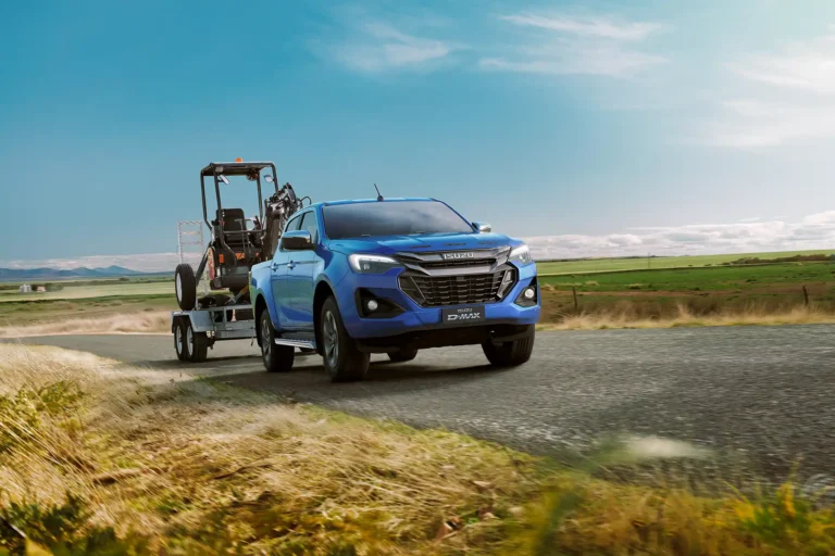 ISUZU D-MAX LSE mit Anhänger