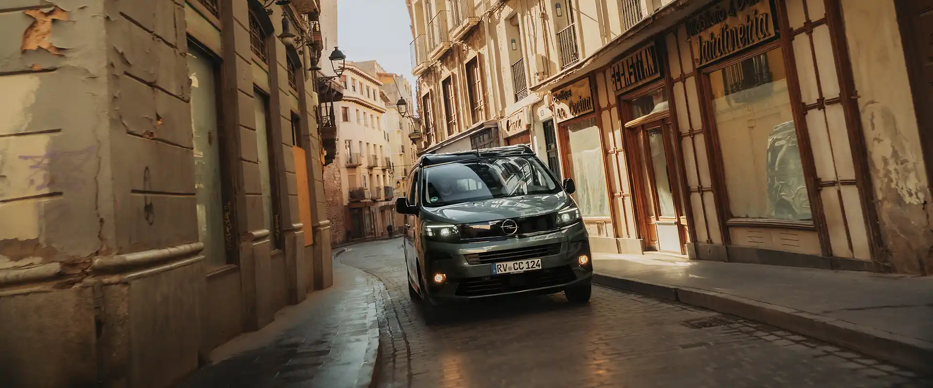 DER CROSSCAMP URBAN CAMPER in der Altstadt