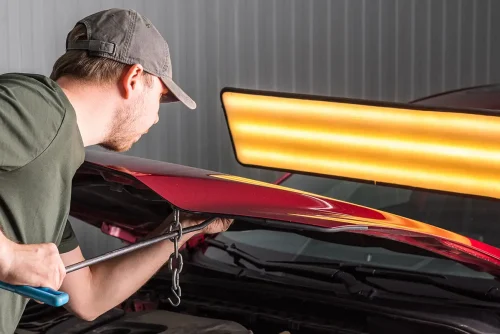 Smart Repair bei König & Partner in Meiningen