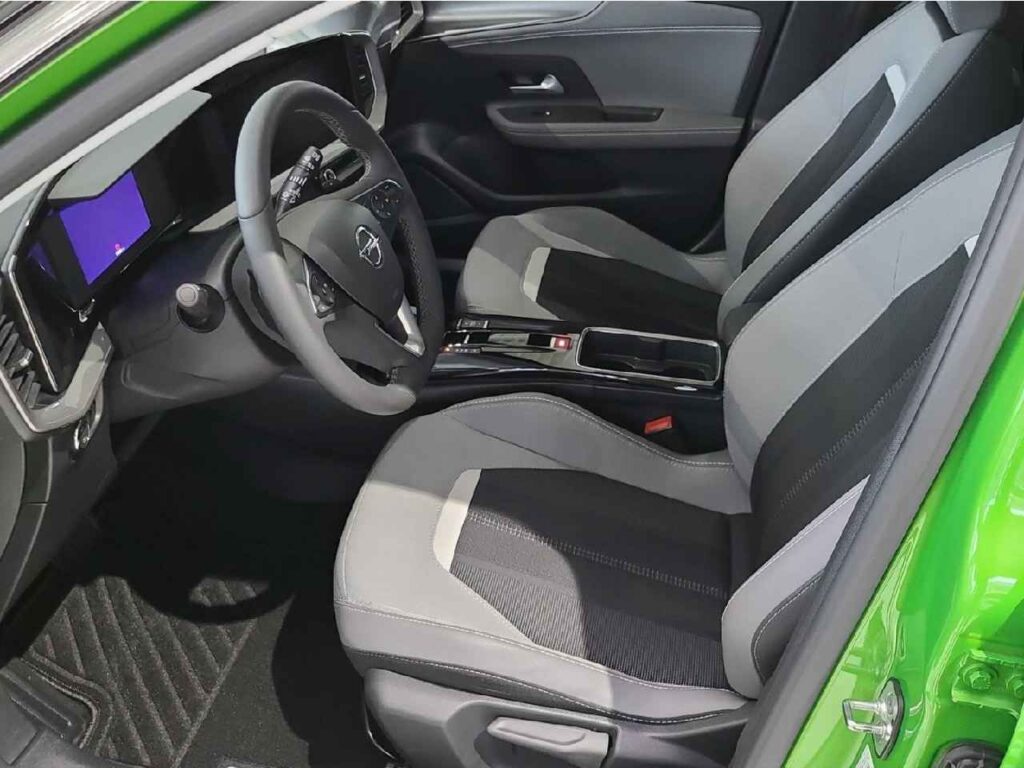 fhz_boerse_zf100260_105390915-522796_10