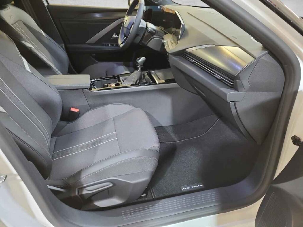 fhz_boerse_zf138615_59285771-538957_10