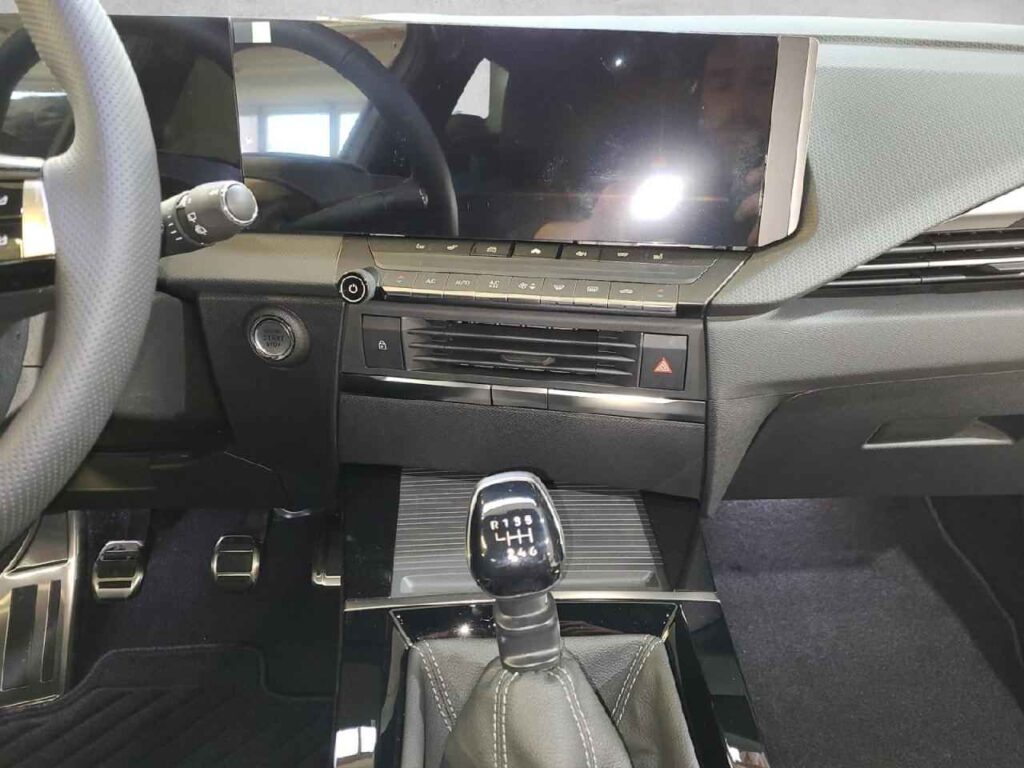 fhz_boerse_zf138615_59285771-538957_12