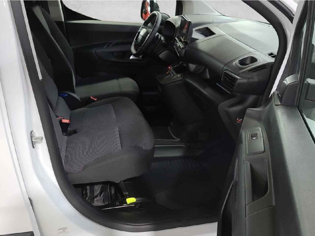 fhz_boerse_zf140586_96775796-538957_10