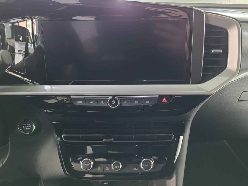 fhz_boerse_zf212607_106501572-522796_14