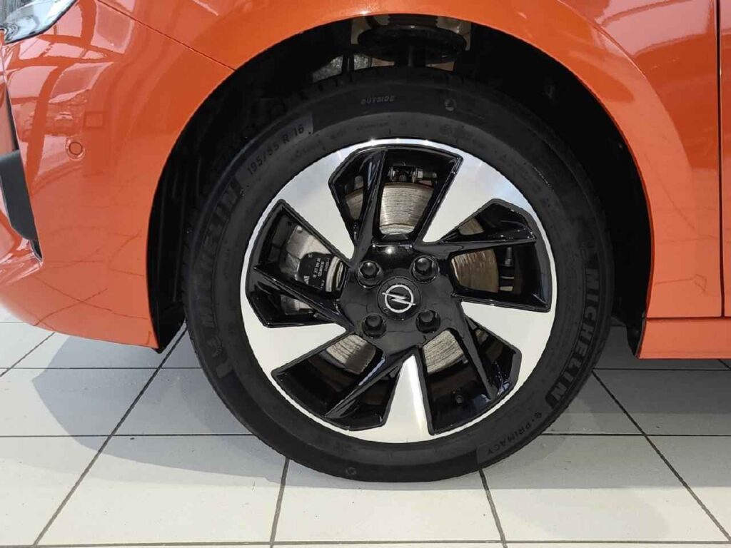 fhz_boerse_zf258402_111887834-538957_14