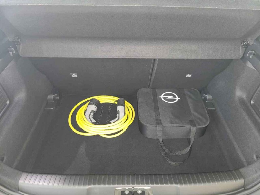 fhz_boerse_zf264937_98131118-522796_15