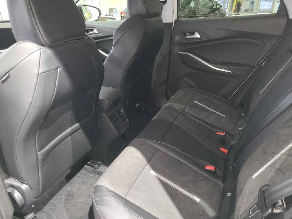 fhz_boerse_zf382435_73579892-522796_12