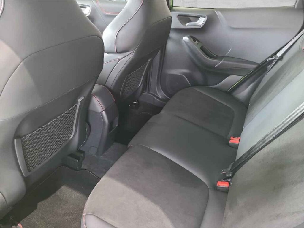 fhz_boerse_zf412072_97925446-522796_13