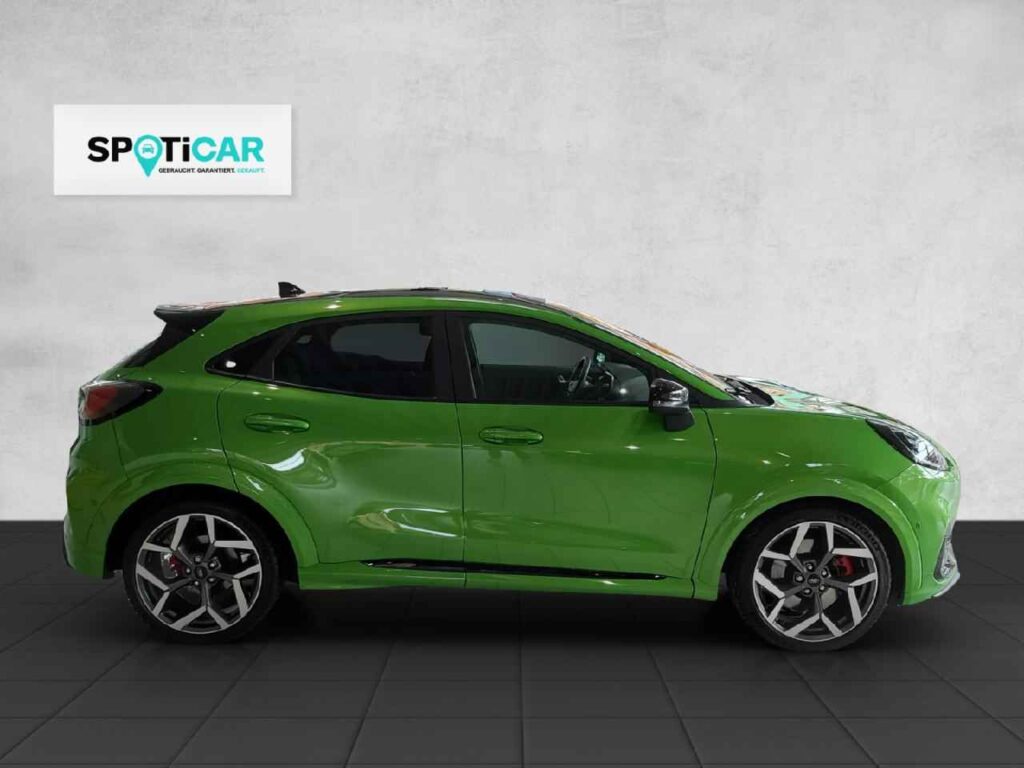 fhz_boerse_zf412072_97925446-522796_7