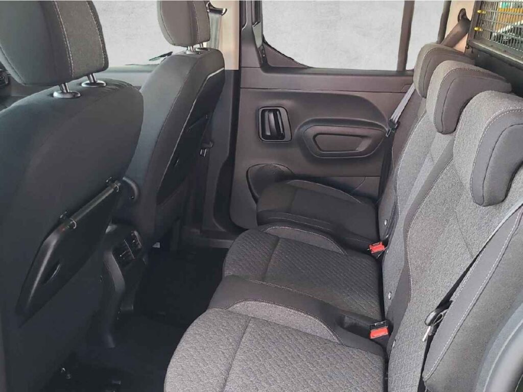 fhz_boerse_zf484164_117477040-522796_12