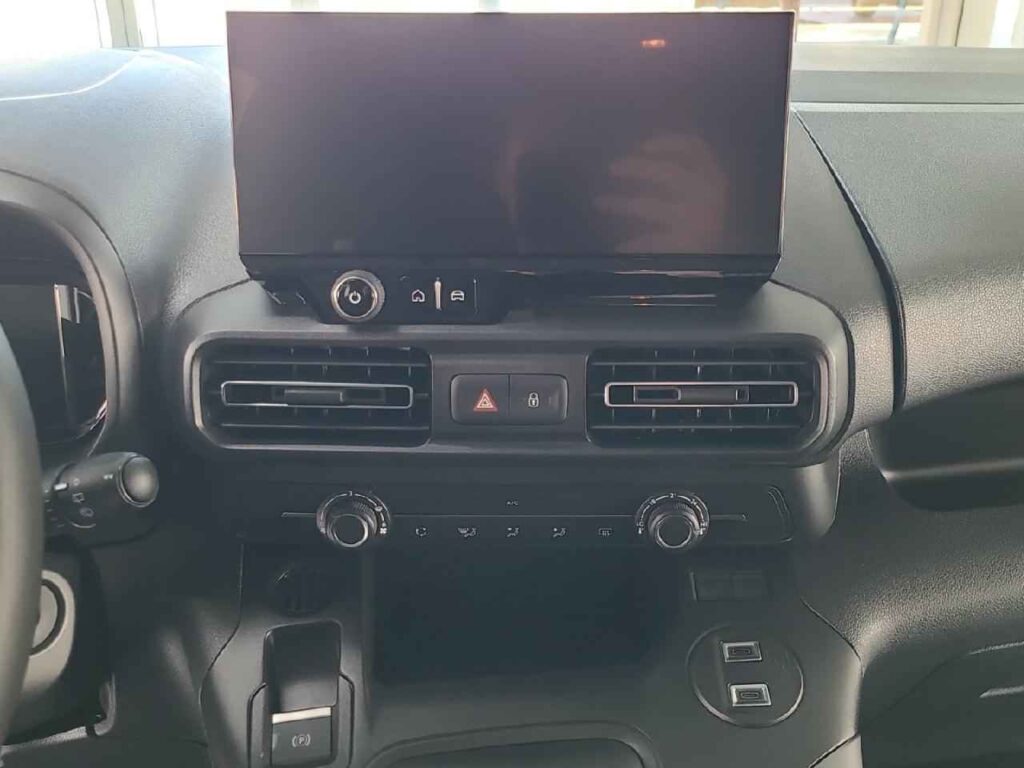 fhz_boerse_zf484164_117477040-522796_14