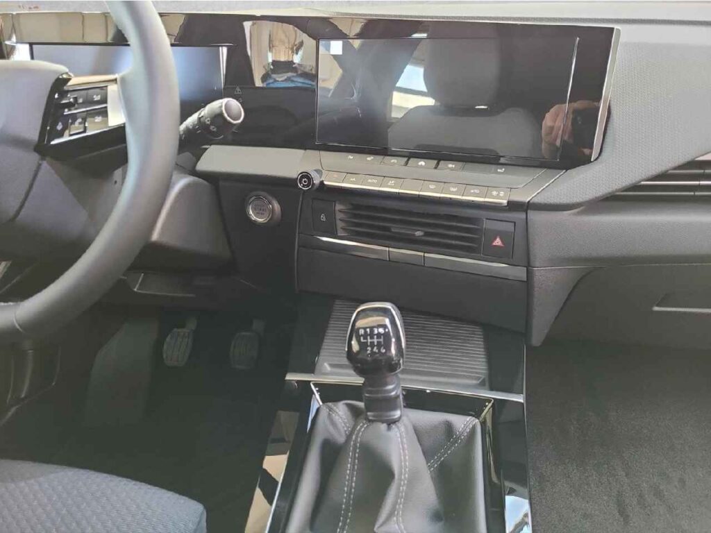 fhz_boerse_zf522953_91841193-538957_12