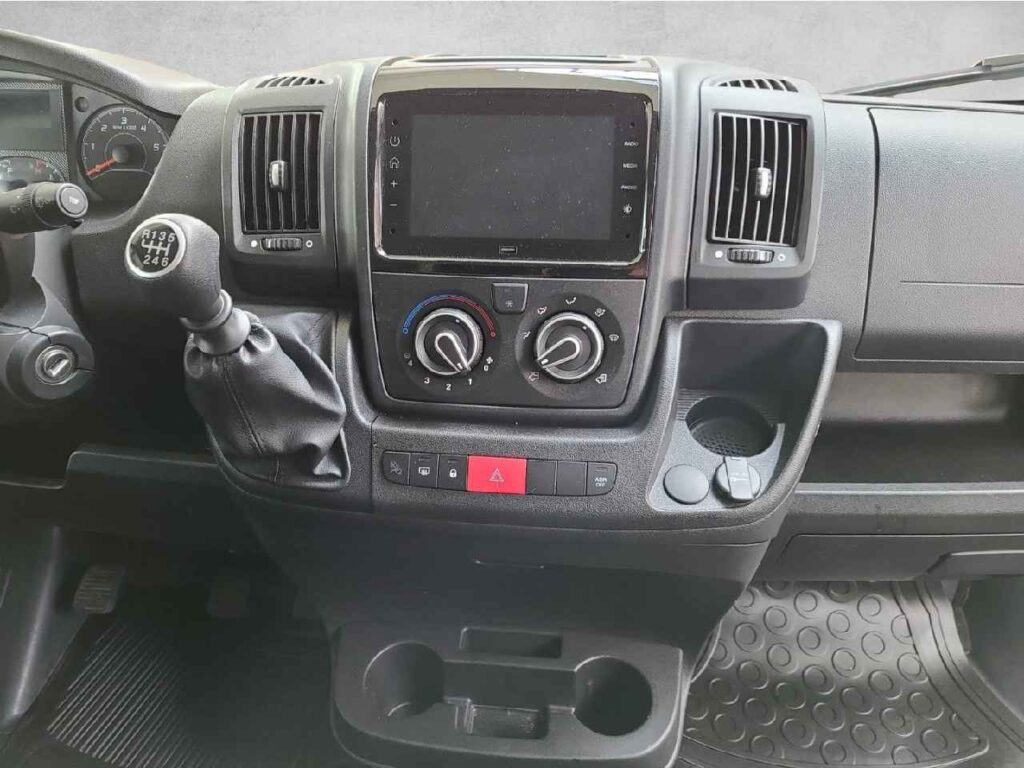 fhz_boerse_zf536612_84232635-538957_12