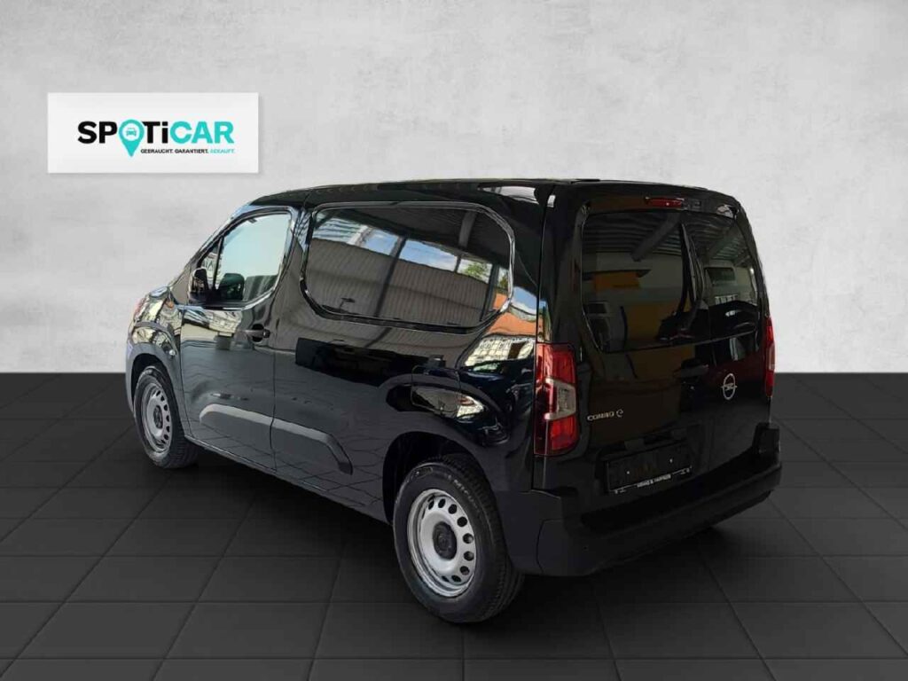 fhz_boerse_zf568159_91648208-522796_4