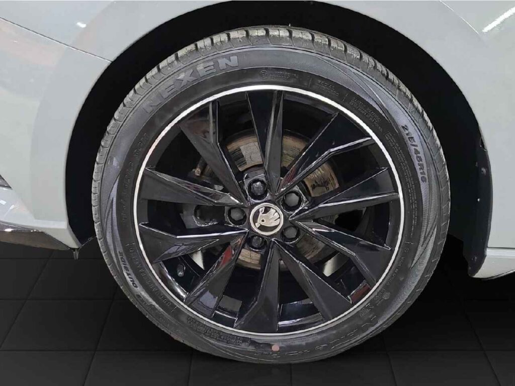 fhz_boerse_zf592195_108079077-538957_15