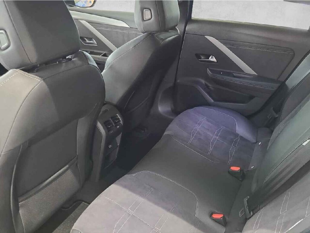 fhz_boerse_zf595283_84832766-522796_12