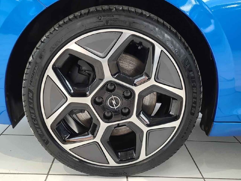 fhz_boerse_zf595283_84832766-522796_9