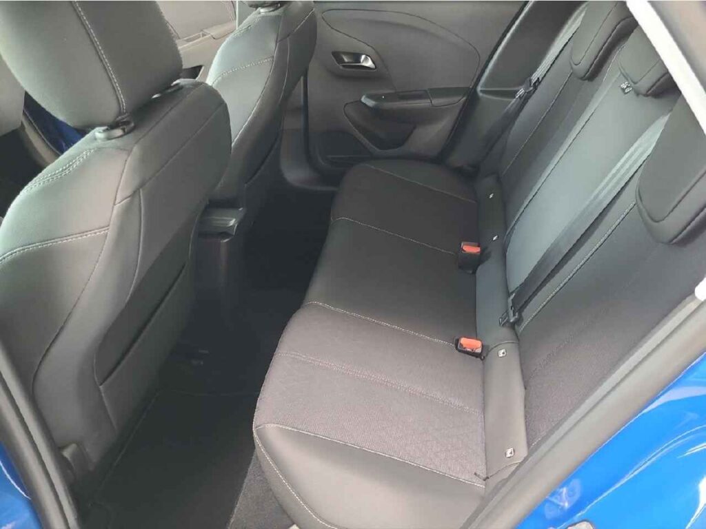 fhz_boerse_zf595283_90438752-522796_13