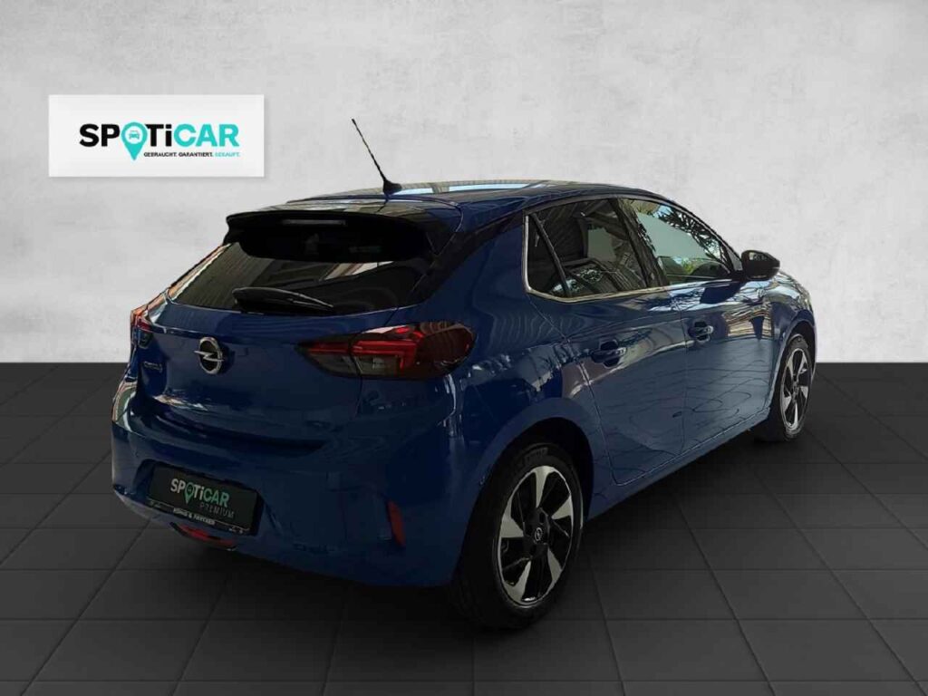 fhz_boerse_zf595283_90438752-522796_6