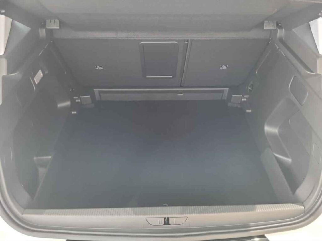 fhz_boerse_zf611668_53698934-522796_15