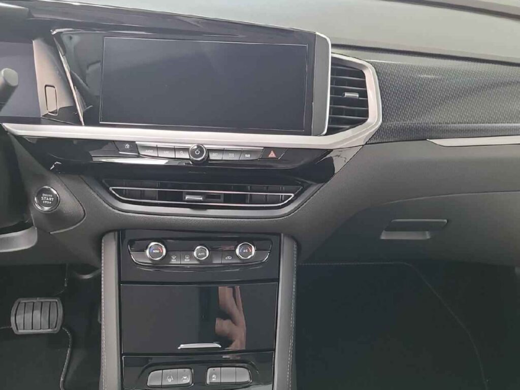 fhz_boerse_zf620728_114542519-522796_12