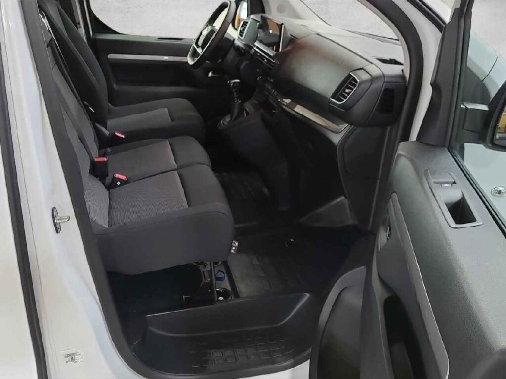 fhz_boerse_zf636079_91224649-538957_10