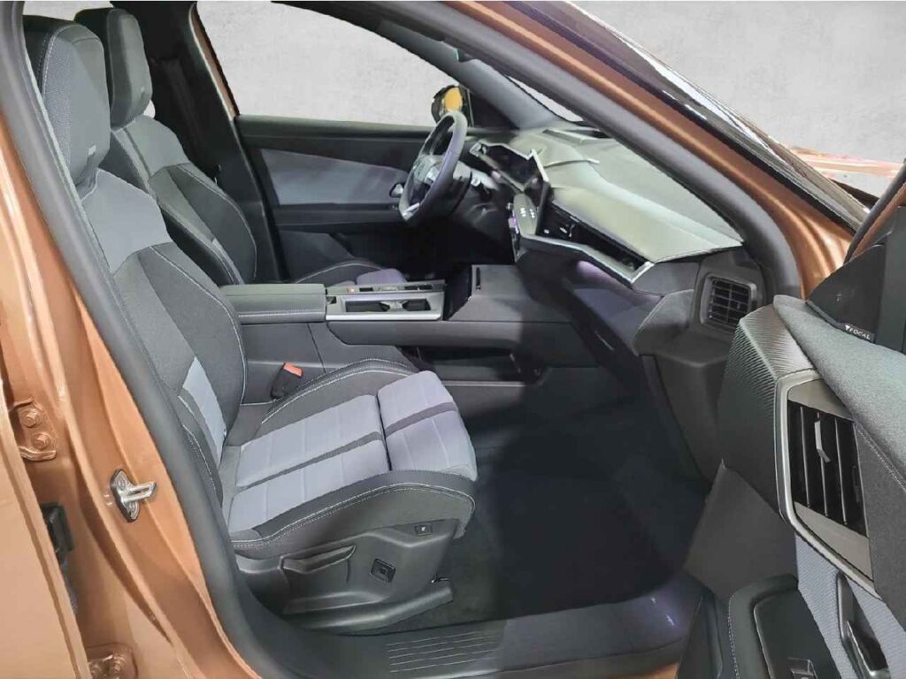 fhz_boerse_zf651872_88395477-538957_10