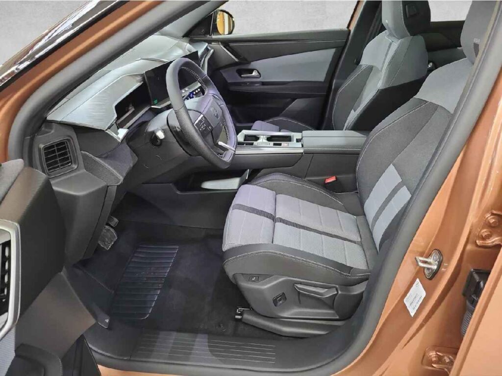 fhz_boerse_zf651872_88395477-538957_9