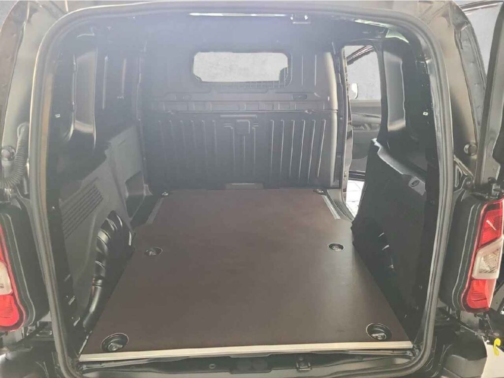 fhz_boerse_zf659677_91648208-522796_14