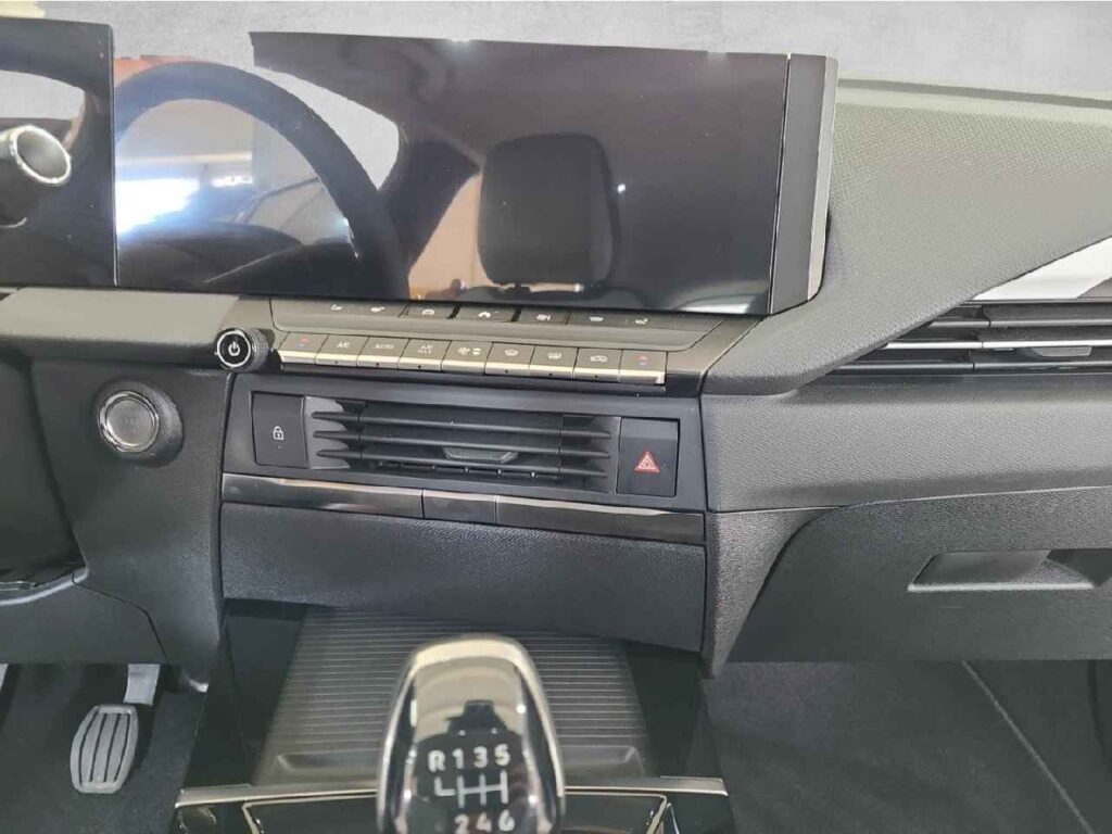 fhz_boerse_zf697593_94115987-538957_12