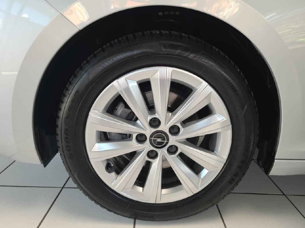 fhz_boerse_zf701750_101180058-522796_9