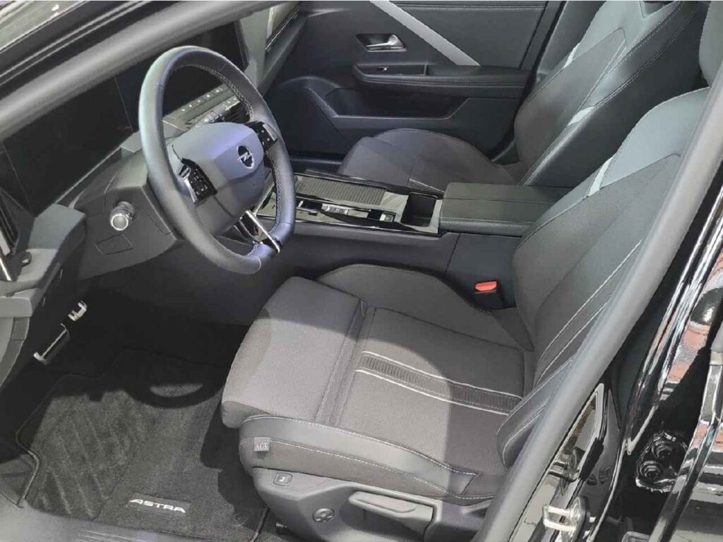 fhz_boerse_zf701750_81742623-522796_10