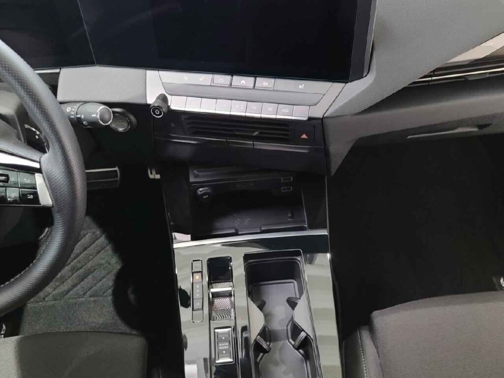 fhz_boerse_zf701750_81742623-522796_14