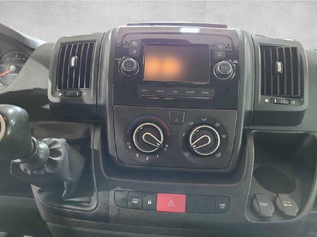 fhz_boerse_zf705877_92233763-538957_12