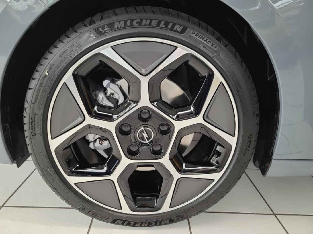 fhz_boerse_zf750658_102799052-522796_15