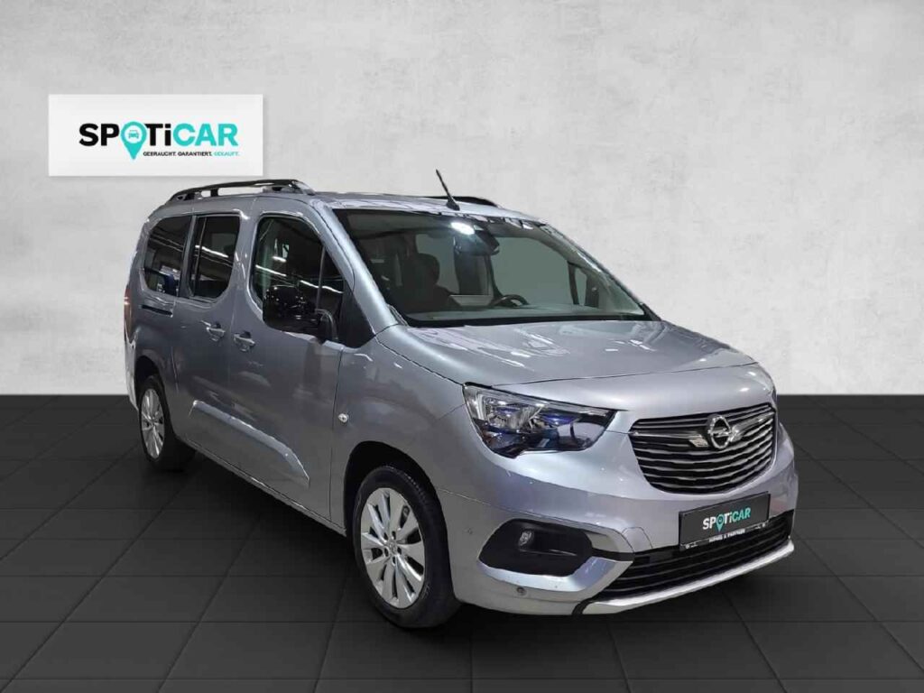 fhz_boerse_zf767950_105854802-538957_8