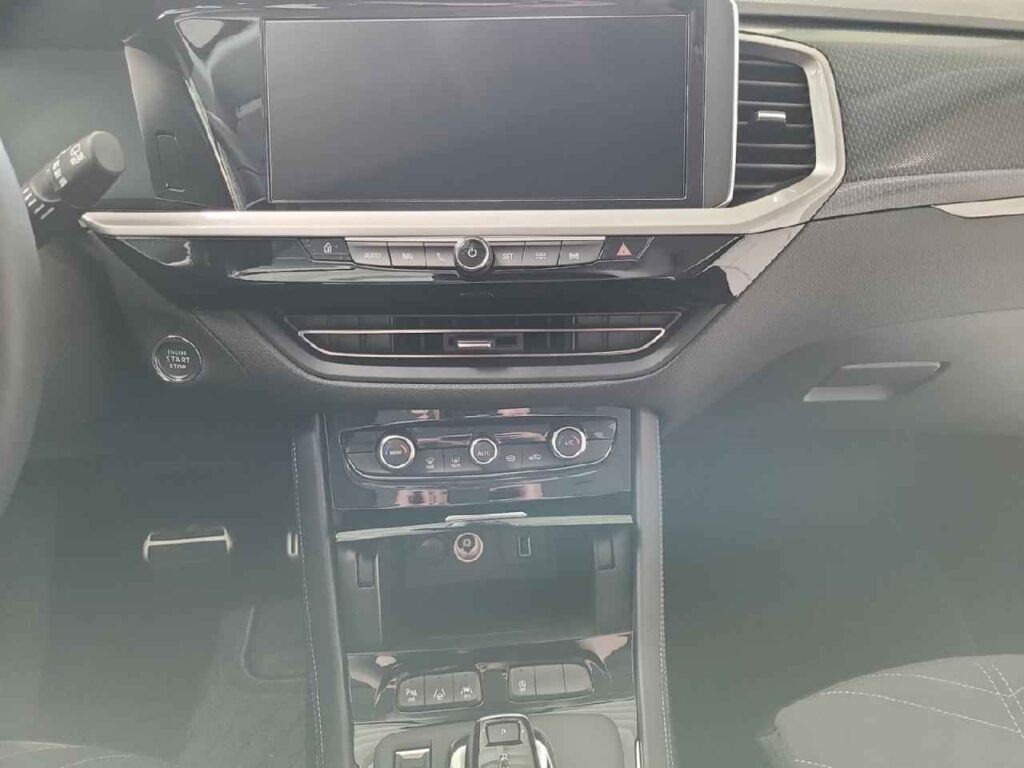 fhz_boerse_zf775240_53698934-522796_14