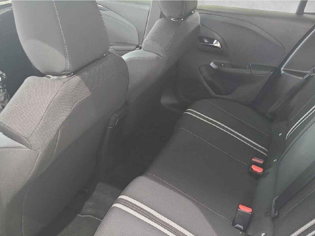 fhz_boerse_zf854565_102441527-522796_12