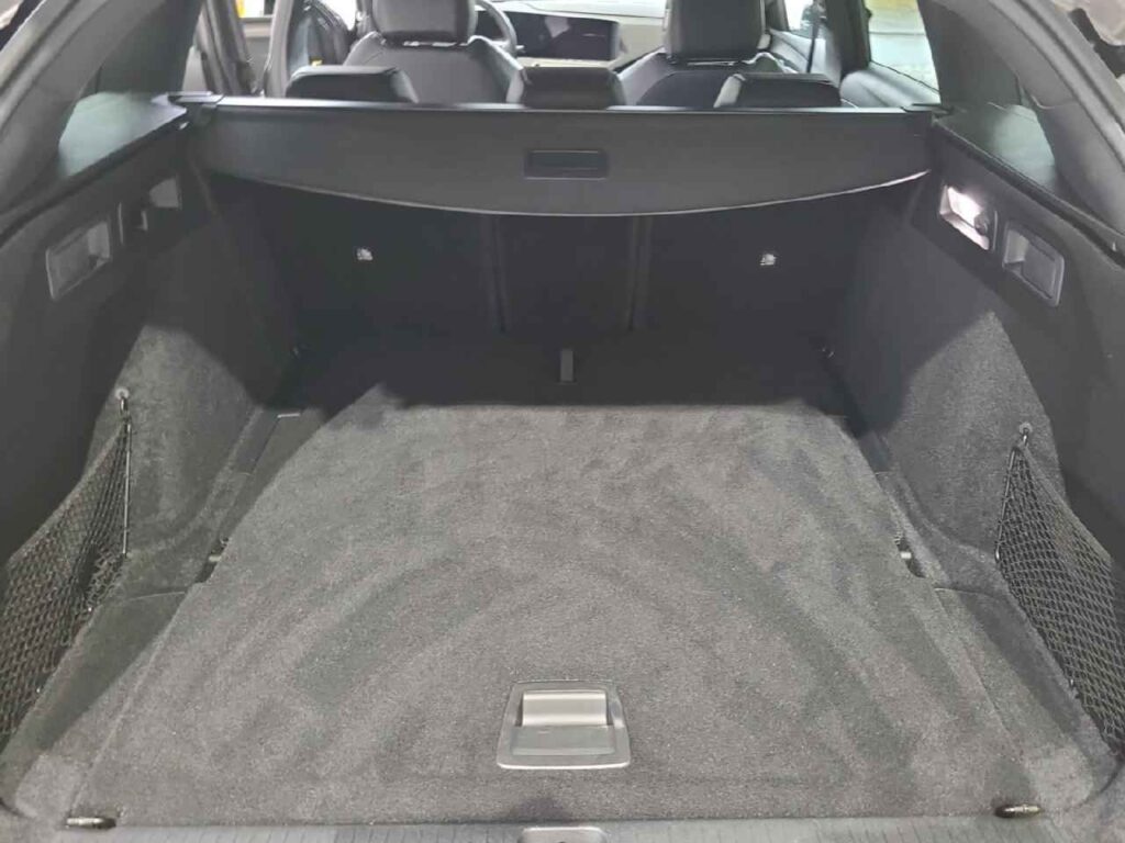 fhz_boerse_zf854565_102878721-522796_14