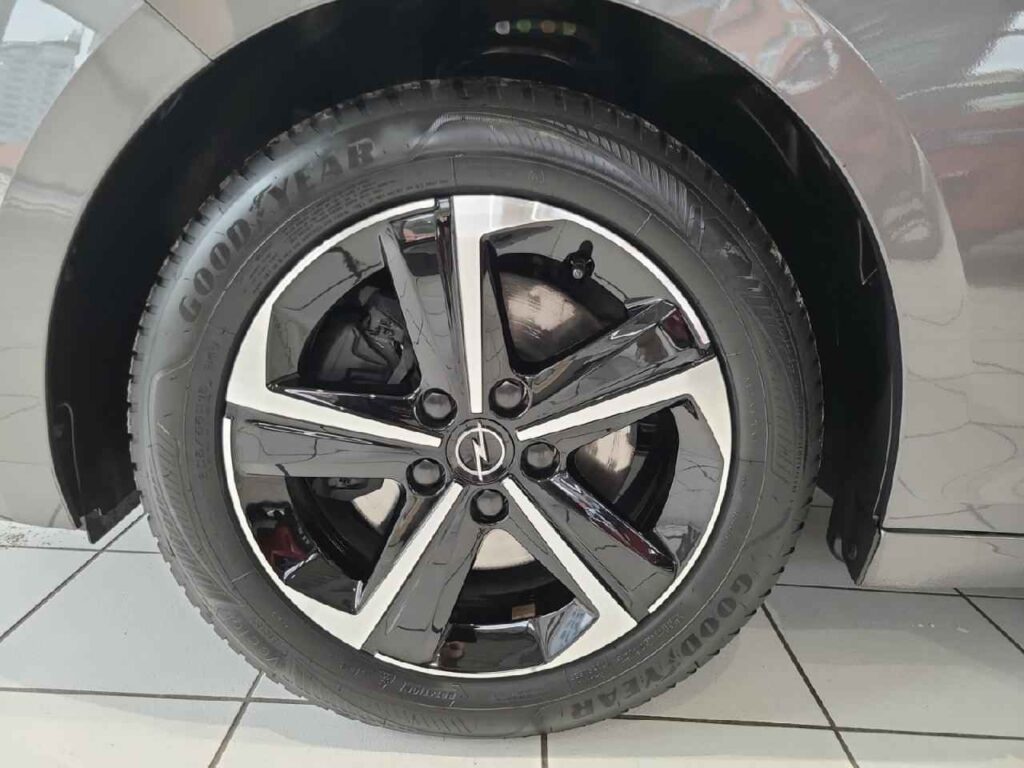 fhz_boerse_zf854565_102878721-522796_15