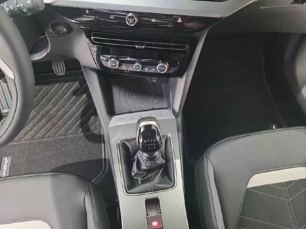 fhz_boerse_zf854565_105749154-522796_14