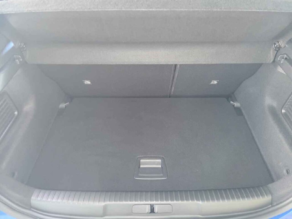 fhz_boerse_zf854565_91621256-522796_14