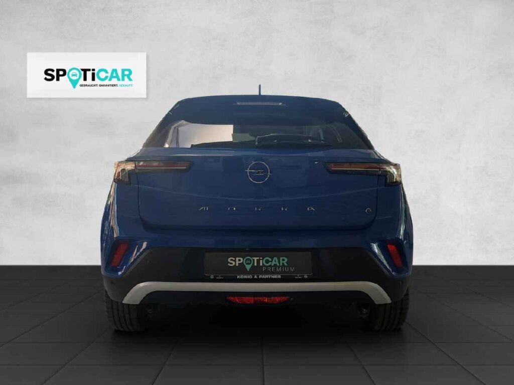 fhz_boerse_zf854565_91621256-522796_5