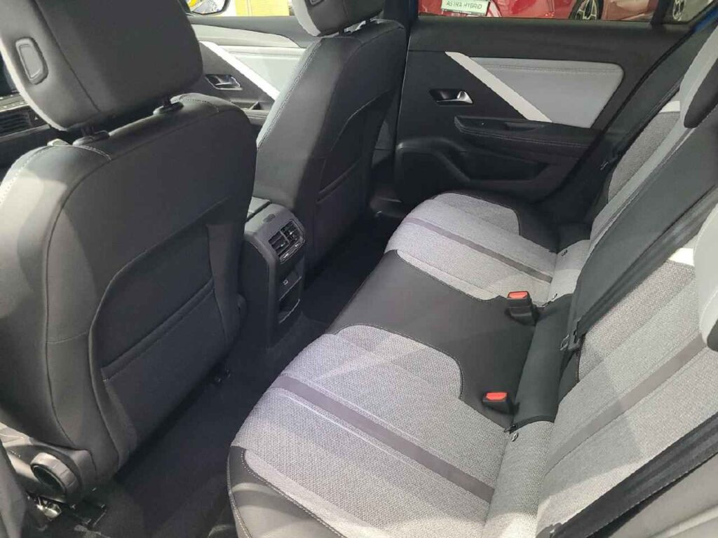 fhz_boerse_zf890918_37640318-522796_12