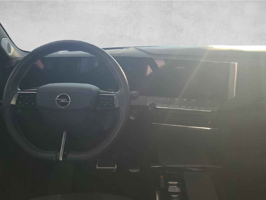 fhz_boerse_zf901929_110061629-522796_12