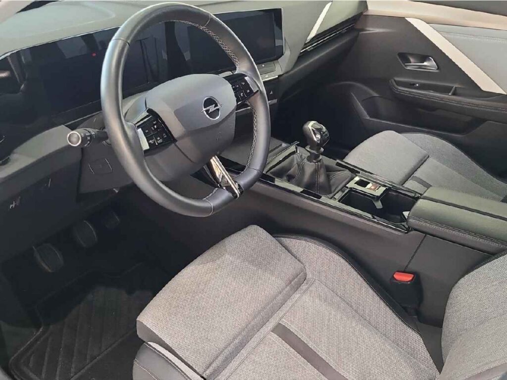 fhz_boerse_zf942143_37640318-522796_10