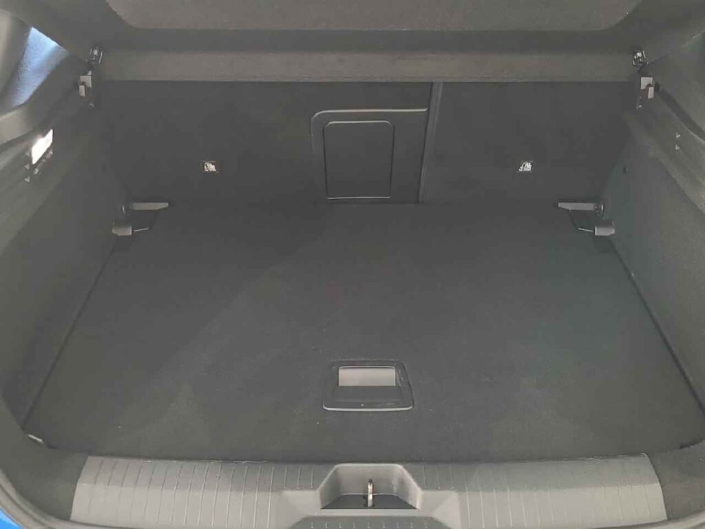 fhz_boerse_zf942143_37640318-522796_15