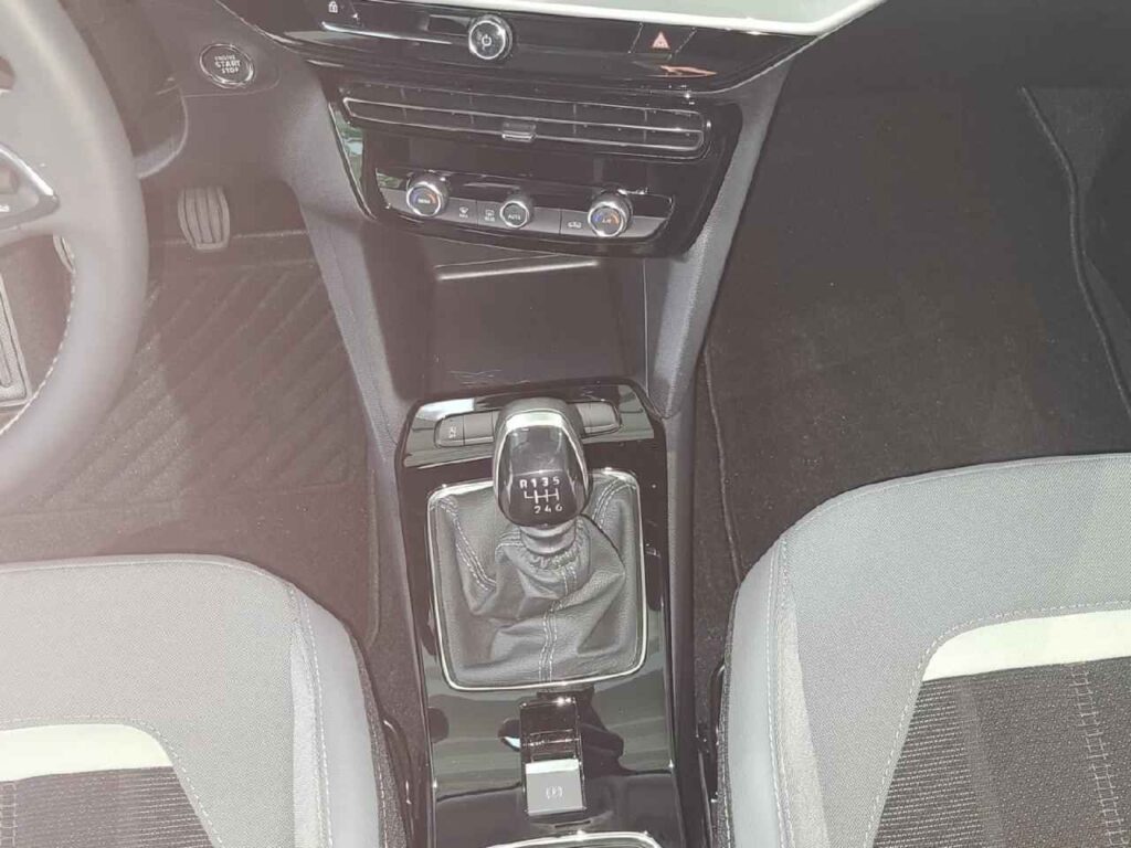 fhz_boerse_zf948558_102572412-522796_14