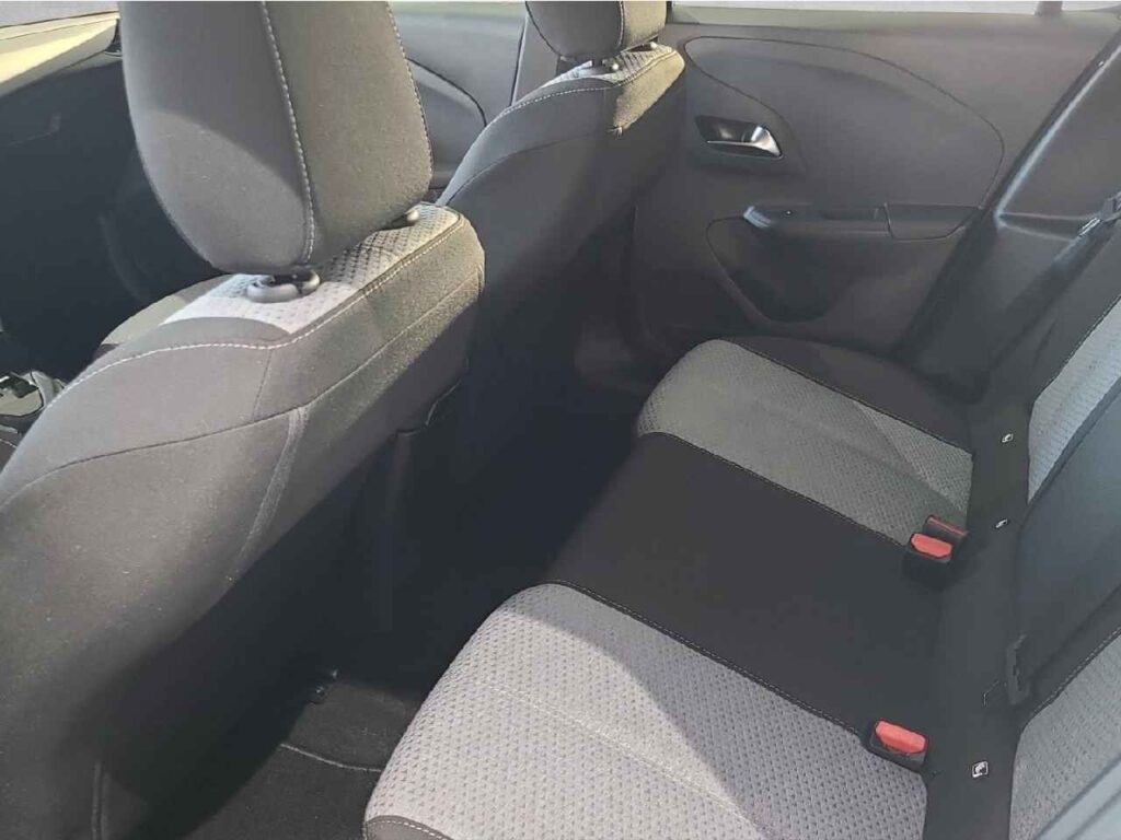 fhz_boerse_zf977829_108292140-522796_12