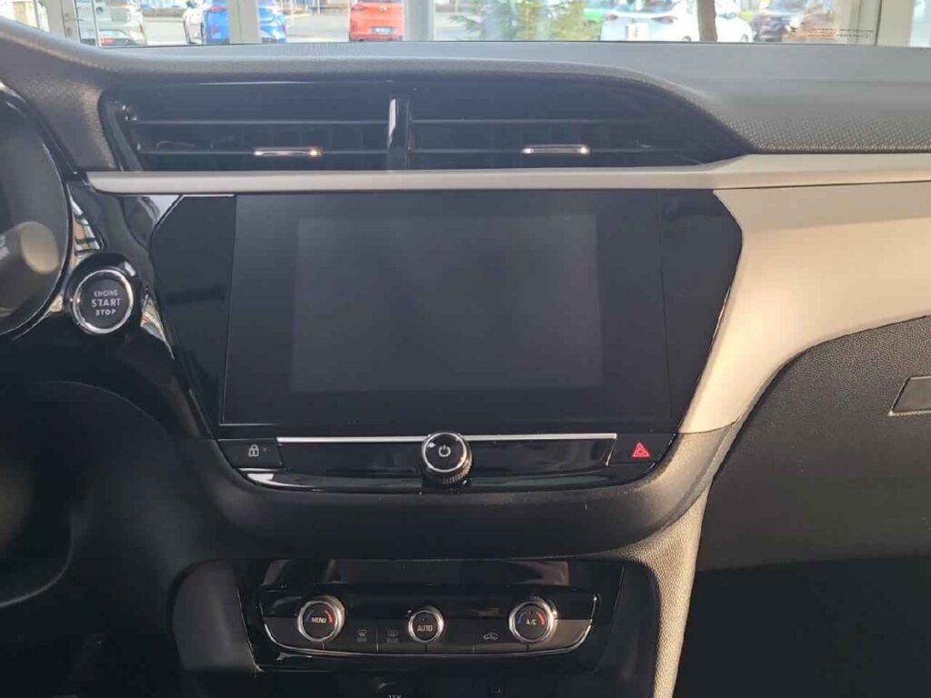 fhz_boerse_zf977829_108292140-522796_14